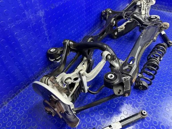 Audi A4 A5 B9 F5 Quattro bakfjädring 8W0505235AK image 6
