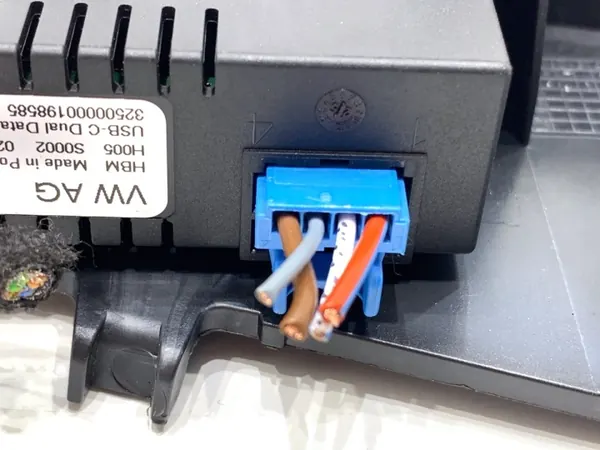 Tomada USB SKODA KAMIQ 657035700 Conector Carregamento OEM LORK-1846-138164 image 5