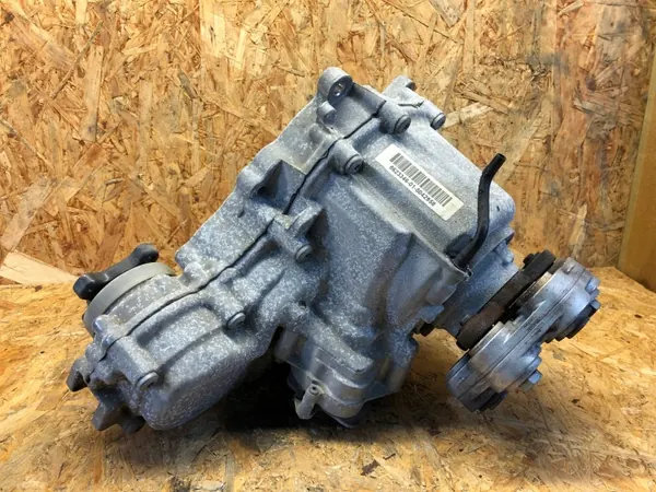 Reductor Caja BMW X-Drive OEM 8623346 - Usado image 4