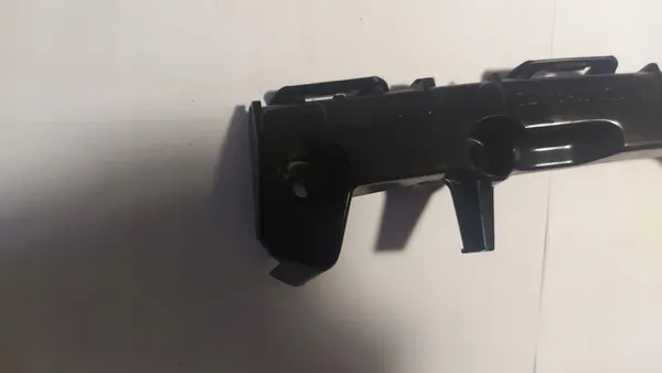 Supporto paraurti anteriore sinistro Toyota Hilux VII 11-15 OEM image 2