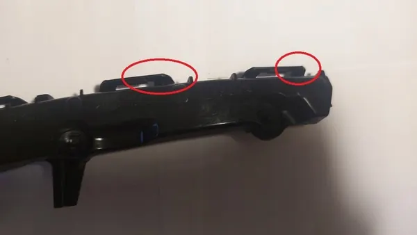 Supporto paraurti anteriore sinistro Toyota Hilux VII 11-15 OEM image 3