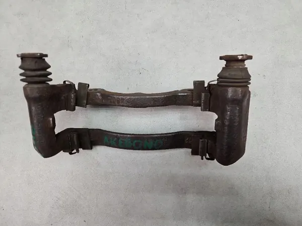 Jarzmo przód WJ Akebono OEM Bride avant Jeep WJ image 4