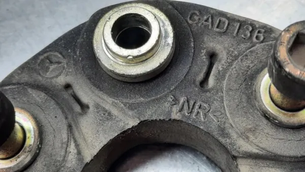 Accouplement Flexible Arbre OEM 2104110415 Mercedes image 8