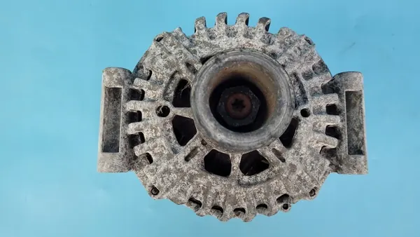 MERCEDES W218 CLS 350 Alternator A0009062722 image 6