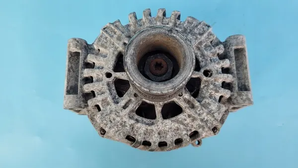 MERCEDES W218 CLS 350 Alternator A0009062722 image 9