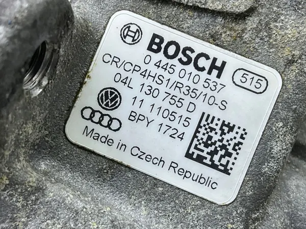 OEM 04L130755D Gebruikte inspuitpomp image 3