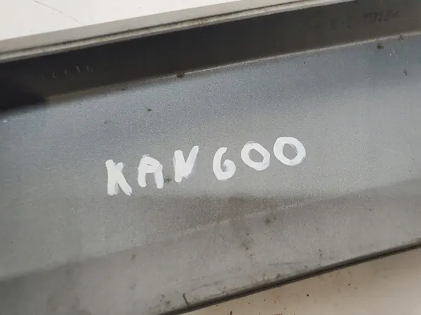 Spoiler dianteiro Renault Kangoo III image 2