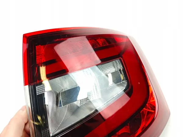 SKODA OCTAVIA III LIFT LUZ TRASERA DERECHA 5E9945208 image 6