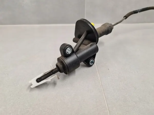 Tuyau d'Embrayage Opel Adam 1.2 1.4 55594516 image 3