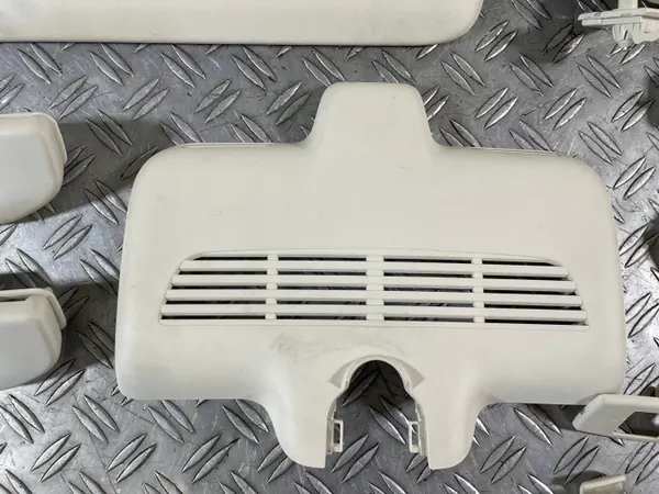 Pare-soleil Mercedes Classe C W205 OEM A0998150000 image 4