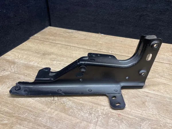 Suporte de Montagem Esquerdo OEM EX5316794AA Jaguar F-Type image 2