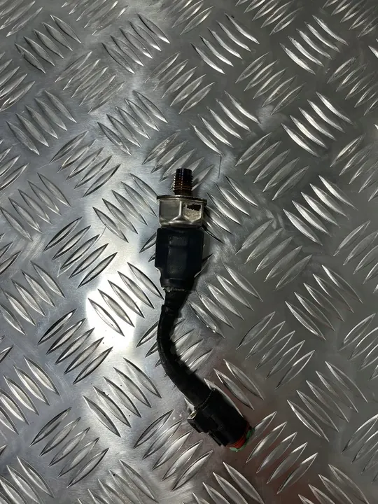 Capteur de pression de carburant Scania XPI Euro 5 6 image 2