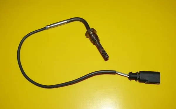 Abgastemperatursensor Audi A6 C6 3.0 TDI 038906088A image 2