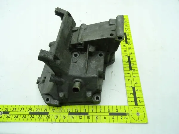 OEM R1042360130 AC-kompressorin kiinnike Mercedes W140 image 4