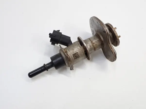 AdBlue-suutin OEM 7LA131113A Skoda Octavia IV:lle image 2