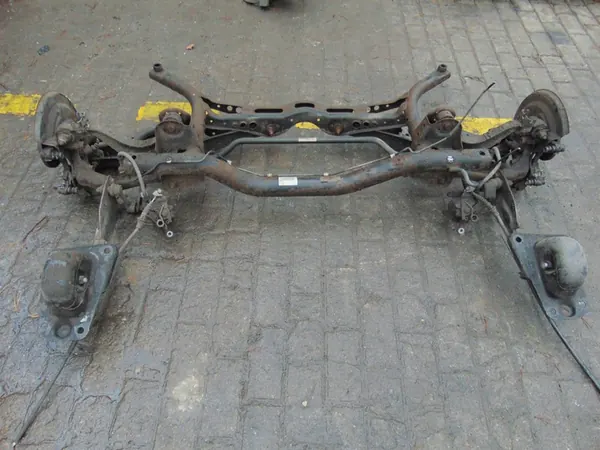 Trave posteriore SKODA OCTAVIA II COMBI 1K0505315BG image 2