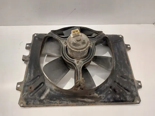 Elektrisk kylfläkt Volkswagen Scirocco 1986 OEM 191959455AA image 2