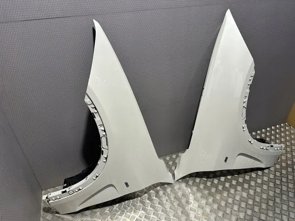 Parafango anteriore sinistro BMW X5 F15 2013-2018 A96 image 3