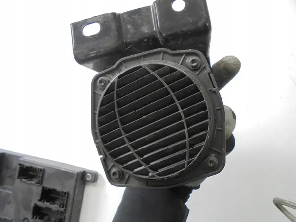 Altavoz sonido motor Ford Mustang Mach-E OEM LJ8T-19J215-BB image 4