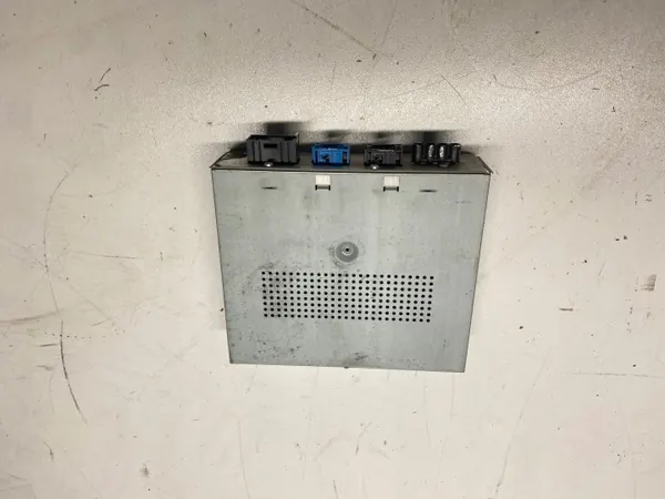 Módulo Amplificador Mercedes A2219008502 OE Usado image 3