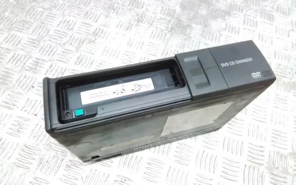 BMW CD-vaihtaja OEM 6958200 7-sarja E65/E66/E67 image 2