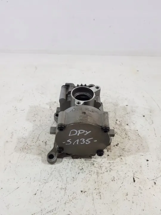 Audi Q5 Öljypumppu OEM 059115103CP - Käytetty image 2