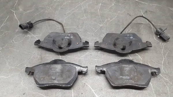 Jarrupalat etu OEM 130470-72012 Audi A4 B7 image 2
