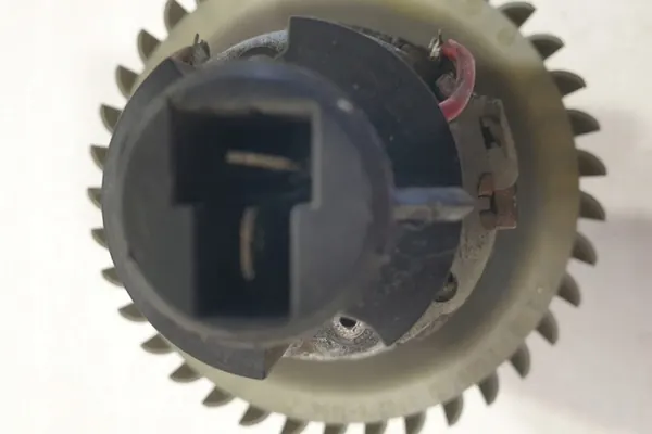 Motor de aquecimento AUDI 100 AVANT 2.0L gasolina image 5