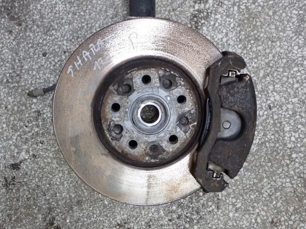 Rechter Achsschenkel OEM 7N0413031K für VW Sharan image 4