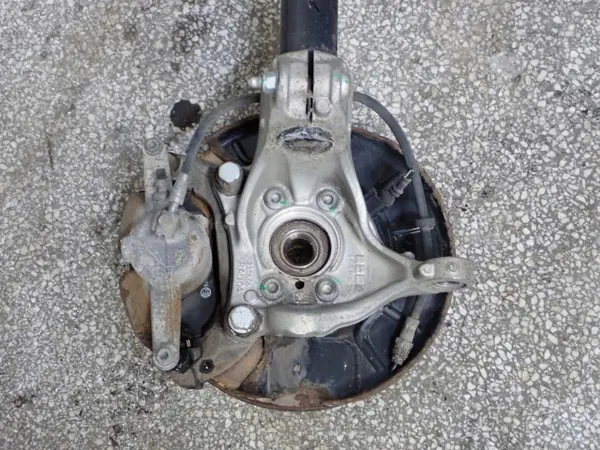 Rechter Achsschenkel OEM 7N0413031K für VW Sharan image 5