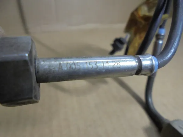 Sensor de temperatura de escape MERCEDES-BENZ R (W251, V251) A0051531128 image 3