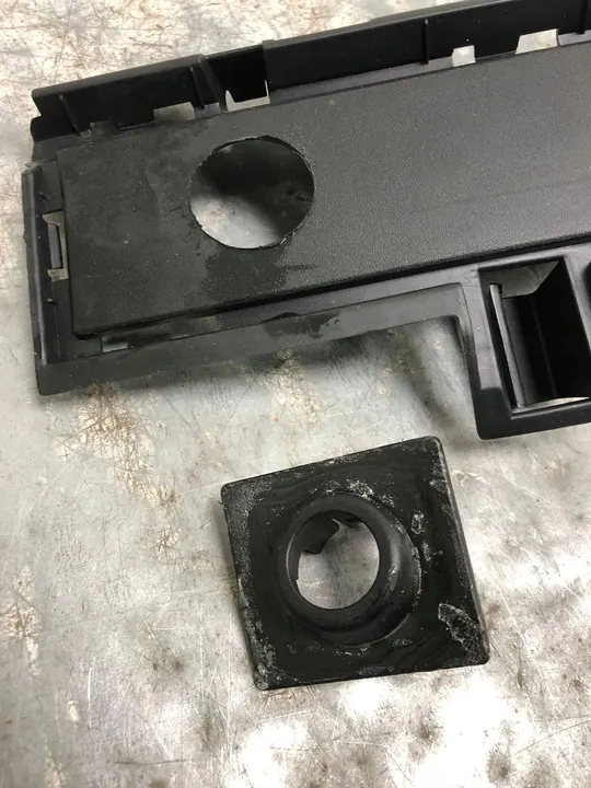 Griglia paraurti anteriore sinistra VW T6 7E0807489C image 4