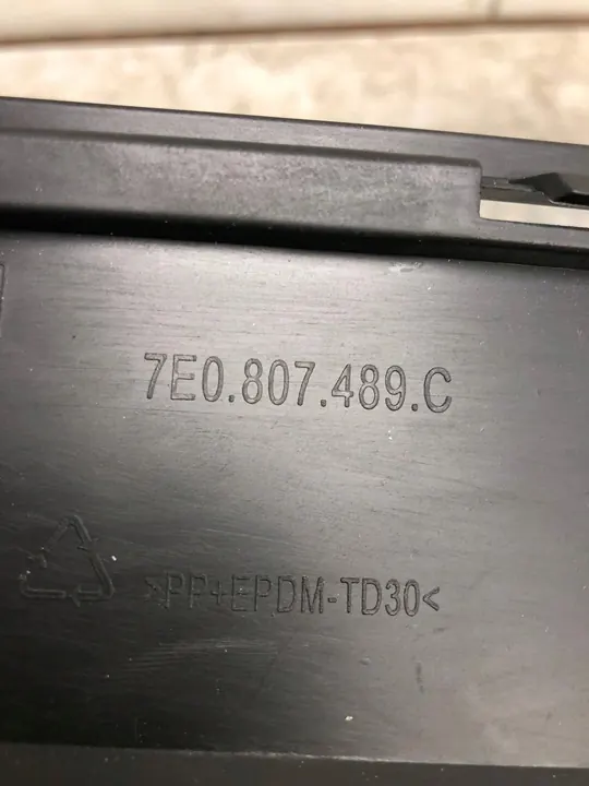 Griglia paraurti anteriore sinistra VW T6 7E0807489C image 8