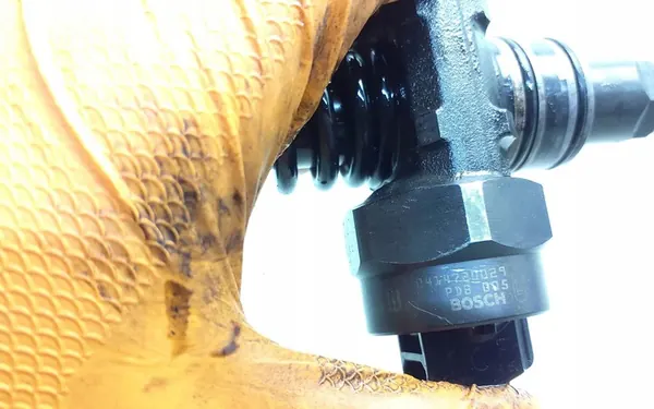 Iniettore VW Sharan Galaxy Alhambra 1.9 TDI 038130073AC image 2