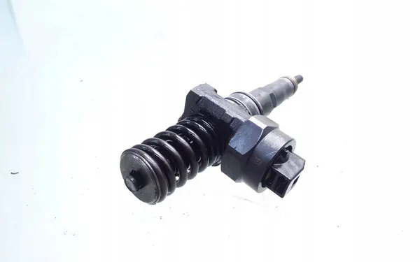 Iniettore VW Sharan Galaxy Alhambra 1.9 TDI 038130073AC image 3