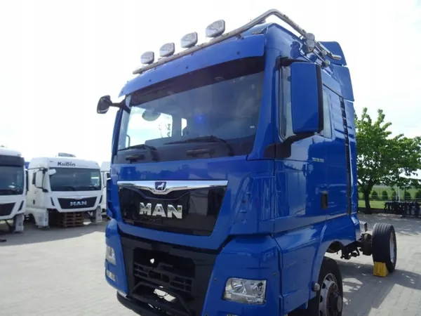 Cabina nua MAN OEM para TGX EURO 6 2019 XLX Lift image 3