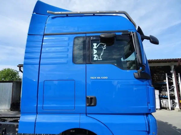 Cabina nua MAN OEM para TGX EURO 6 2019 XLX Lift image 6