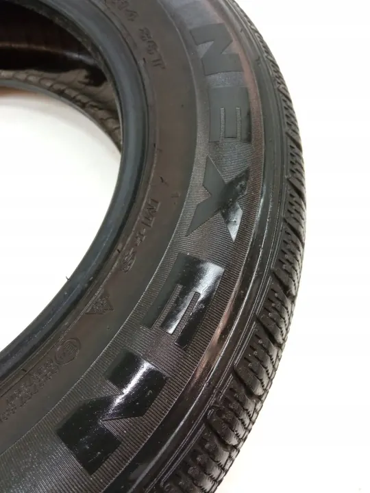 2x Nexen Winguard Neumático Invierno 185/65R14 Usado image 5