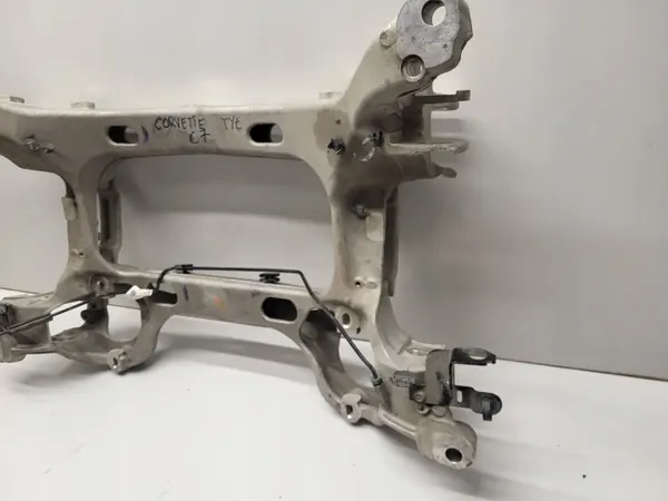 Cadre arrière OEM 23217711 pour Corvette C7 2016 image 3