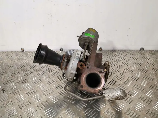 Turbo Ford Kuga I 2012 OEM 8064980001 - Usado image 3