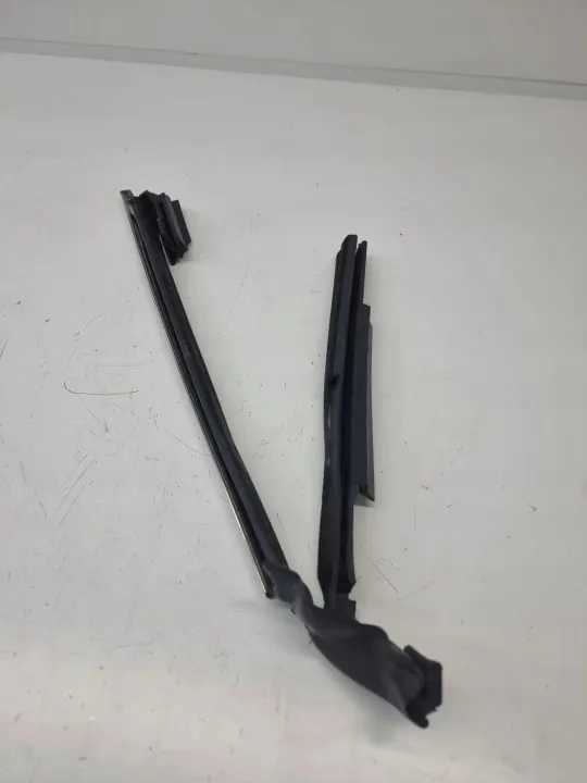 Bentley dörrtätning bak vänster OEM 3W7867415J image 4