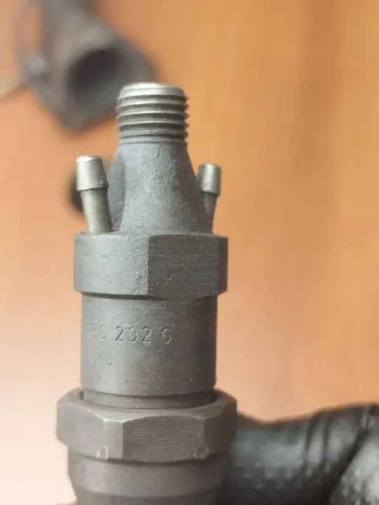 Set di iniettori VW Transporter T4 1.9 068130202G image 3