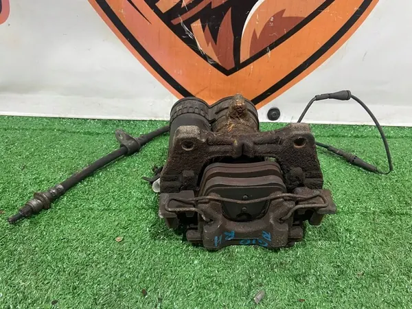 Oikea Takajarrusatula Land Rover L550 FK72-2552-AA image 2