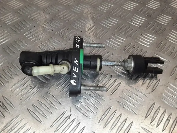 Kytkyn sylinteri OEM 3142002031B Toyota Avensisille image 2