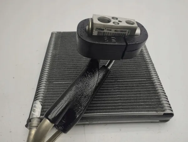 Núcleo calefactor A/C Audi Q3 2019 OEM 5Q0816679C image 6