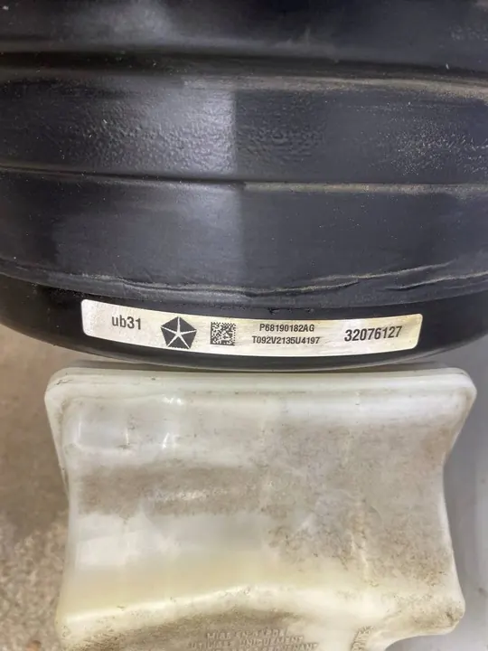 Bomba de Freio Dodge DURANGO 2015 68190182AG image 8