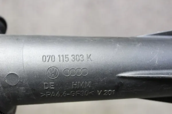 Oljefylltapp OEM 070115303K för VW T5 2.5TDI image 4