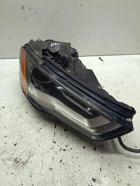 Audi A3 S3 8V 2016 Faro Derecho image 4