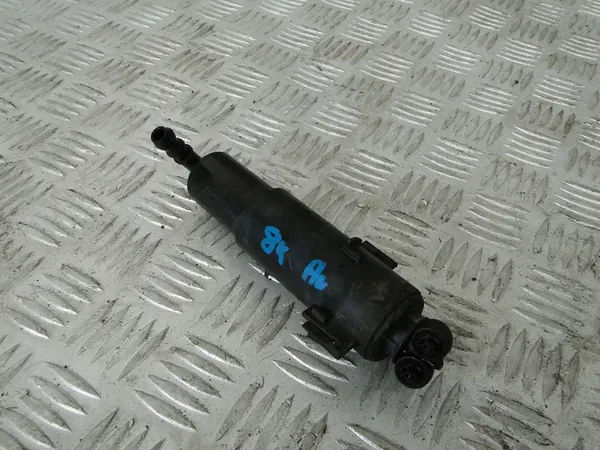 Koplampenwasser AUDI A4 B8 Links 8K0955101A image 3
