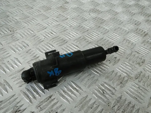 Koplampenwasser AUDI A4 B8 Links 8K0955101A image 7